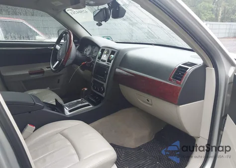 2007 Chrysler 300C z USA, uszkodzony, nr VIN 2C3LK63H17H681761